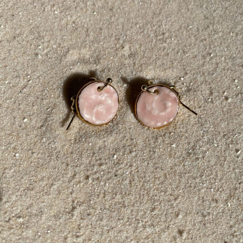 Oorbellen Lace Blossom Rose met haakje 15 mm